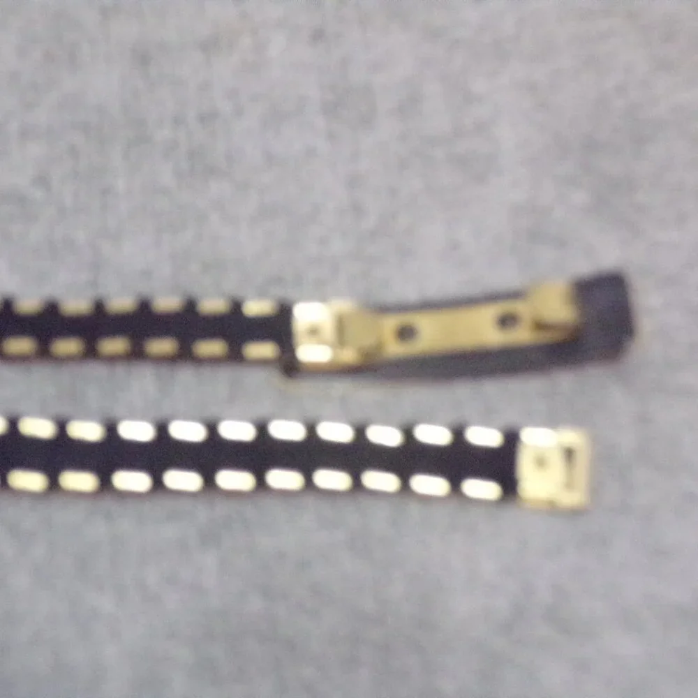 Vintage‎ Metal Scale Stretchy Expandable Belt Gold 25